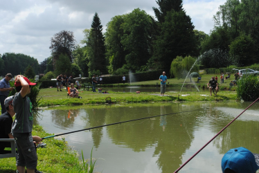 Etangs de pêche du château d'Equirre - Équirre, Hauts-de-France