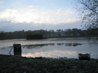 Étang pêche carpes château de tigny - Pouilly-Sous-Charlieu, Auvergne-Rhône-Alpes